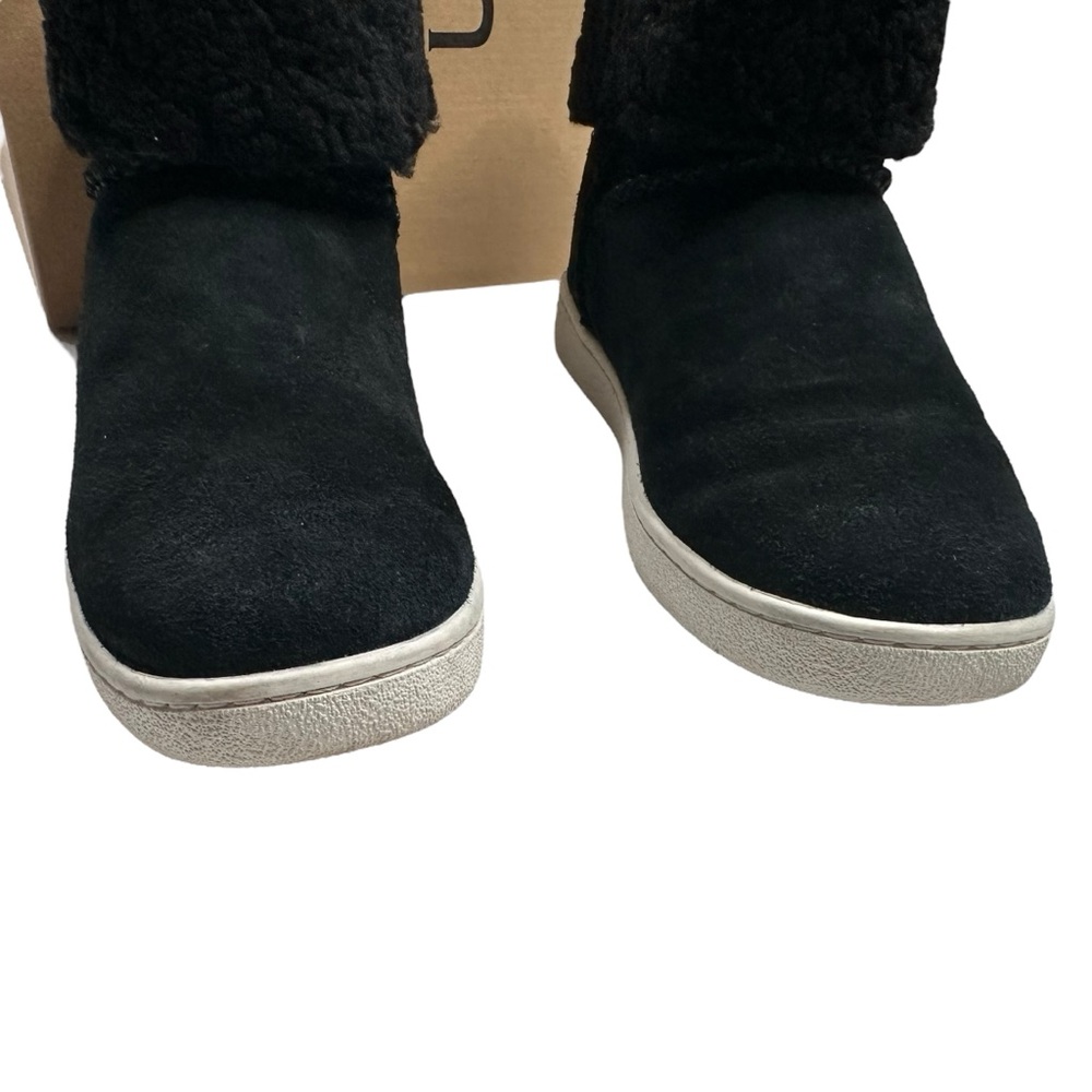 UGG Women's Black Mika Classic Sneaker Size 8 - Picture 4 of 16